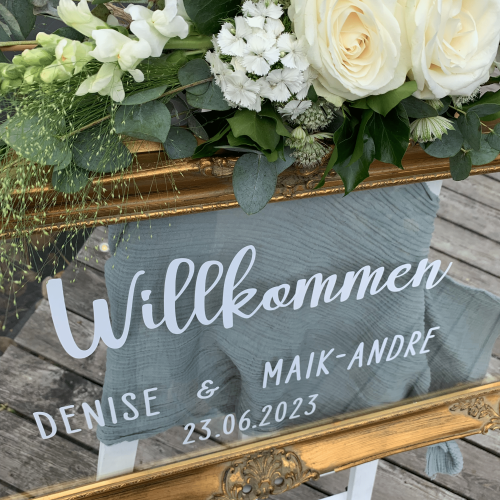 Willkommensschild nah